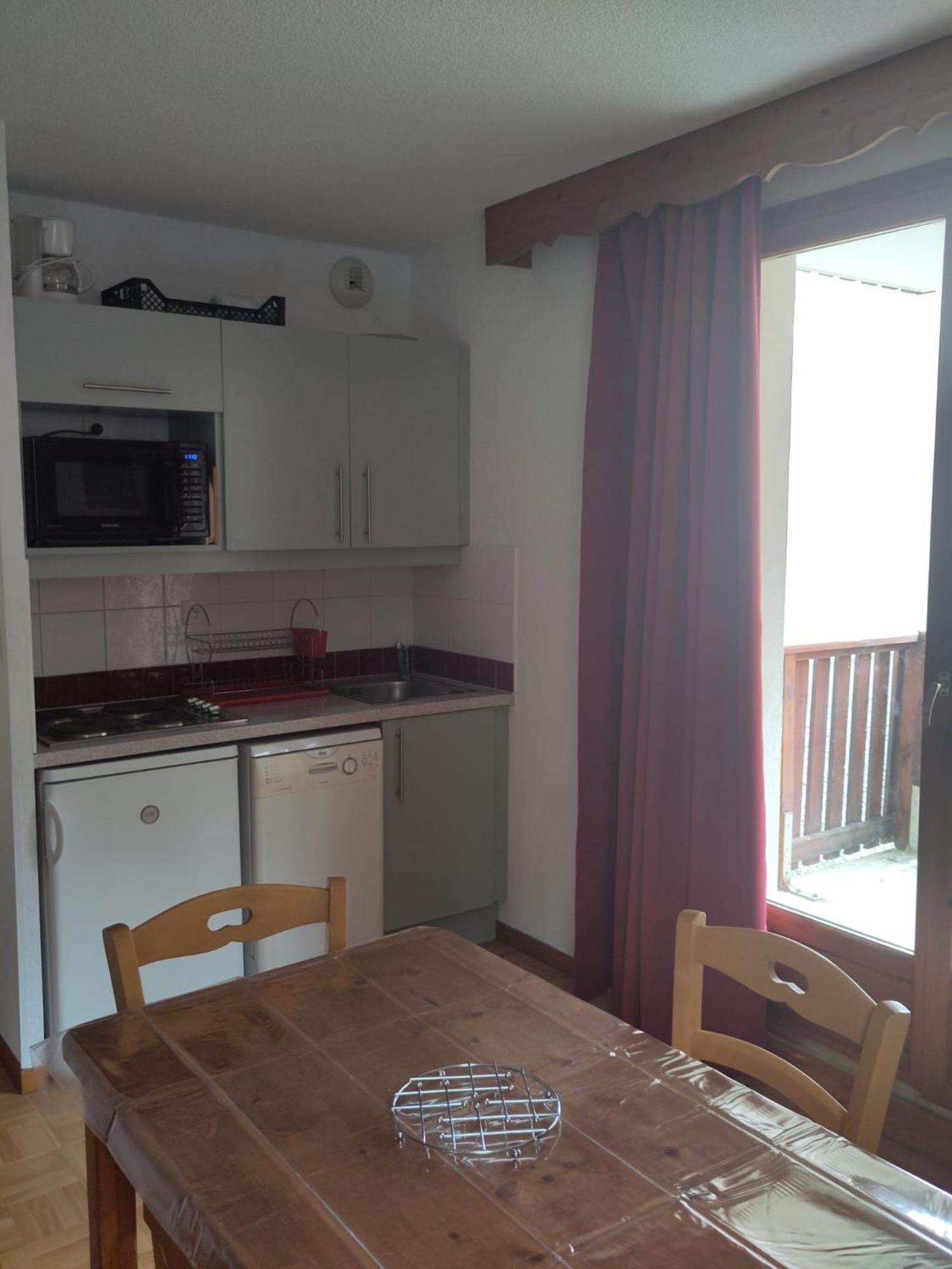Puy St Vincent 1800 - Appt 6 Pers - Près Des Pistes Appartement